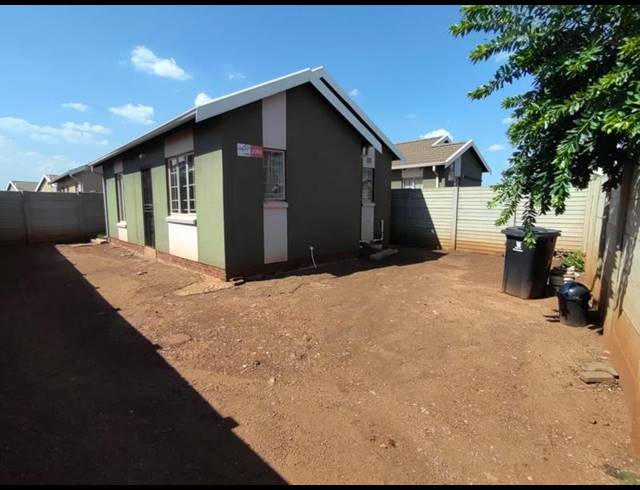 2 BEDROOM HOUSE FOR SALE IN SKY CITY